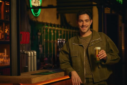 Sei alla ricerca di nuovi bar e di nuove conoscenze? Heineken lancia la sua nuova app di incontri