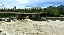 Alluvione, ancora chiusi il ponte di Villanova Canavese e 25 strade provinciali 