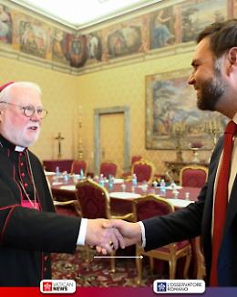 Vance in Vaticano: disgelo sulle politiche migratorie dopo l'incontro con Parolin
