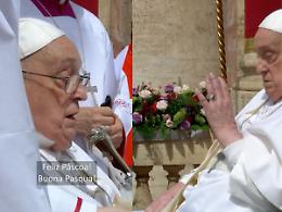 ‘Ogni vita è preziosa’: il messaggio di speranza di Papa Francesco nell’Urbi et Orbi di Pasqua