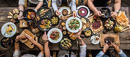 Pasqua 2025 al ristorante: boom di prenotazioni e spesa da 400 milioni di euro