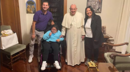 «Era come un nonno».  Ecco chi è la famiglia De Chirico, gli "amici di Chieri" di Papa Francesco