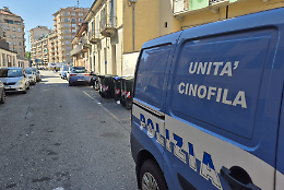 Barriera, blitz all'alba della polizia nell'alloggio dei pusher