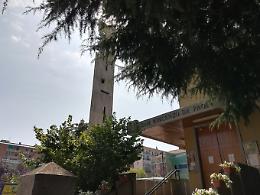 A processo per violenza sessuale, tentata estorsione e danneggiamento il trentenne che ha molestato il parroco della chiesa di San Vincenzo de’ Paoli