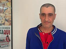 Roberto, 53 anni, senzatetto. "Voglio fare una vita giusta"