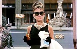 La domenica mattina al cinema (Nazionale) si fa "Colazione da Tiffany"