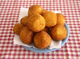 Arancini: un morso di Sicilia 
tra storia, tradizione e sapore