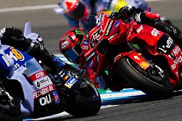 MotoGp, tra i due duellanti il terzo gode: ecco cosa è successo a Jerez...