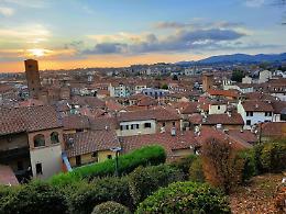 Chieri, commercio locale in crisi: le nuove tariffe di sosta minacciano la sopravvivenza dei negozi