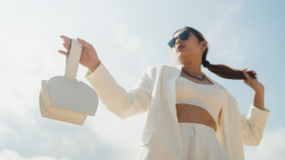 La moda all'ultimo grido dell'estate 2025: guida allo chic senza sforzi