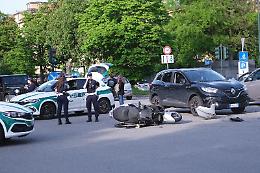 Terribile incidente stradale a Torino, scooterista gravissimo al Cto