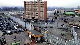 Due telefonini scoperti in carcere a Torino