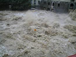Ivrea, piena del fiume danneggia gravemente il campo di canoa slalom: attivata raccolta fondi