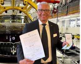 Maserati affonda,  ma premiato (giustamente) il ceo Santo Ficili