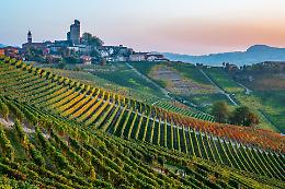 Langhe da Instagram: 3 luoghi imperdibili tra arte, colori e panorami mozzafiato