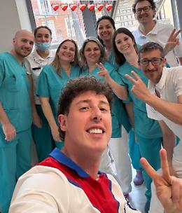 Shade torna a casa: il rapper torinese dimesso dall'ospedale dopo una lunga battaglia
