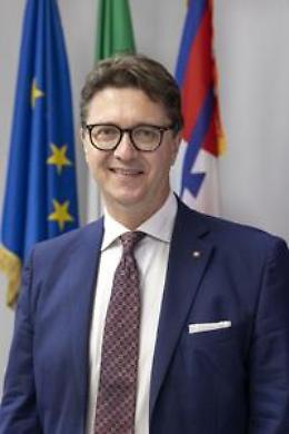 Punto nascite Chieri: dinamiche locali si intrecciano con decisioni regionali 