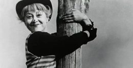 Il ritorno di Fellini: "La Strada" illumina il cineforum del Real Collegio