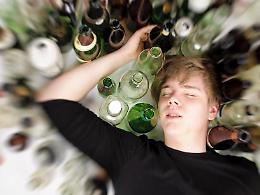 Alcol e giovani: una crisi silenziosa che coinvolge oltre 1 milione di ragazzi