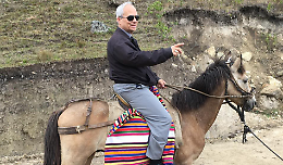 Papa Leone XIV e i social, spuntano le foto inedite