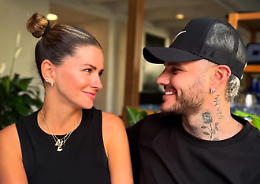 Icardi-China Suarez a Miami
Spuntano dediche e anelli...