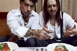 Tommy Cash e Tony Effe: "Espresso Macchiato" remixato per l'Eurovision 2025