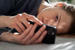 Adolescente in ospedale per crisi d’astinenza da smartphone: trattato con ansiolitici