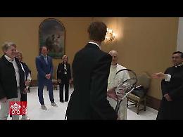 Sinner ricevuto a sorpresa da Papa Leone che chiede: "A Wimbledon mi farebbero giocare?" (IL VIDEO INTEGRALE DELL'UDIENZA)