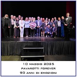 Un trionfo di emozioni: omaggio a Pavarotti nel cuore di Leini per i suoi 90 anni