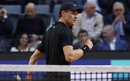 Un Jannik Sinner spaziale domina Casper Ruud e raggiunge Lorenzo Musetti in semifinale al Foro Italico