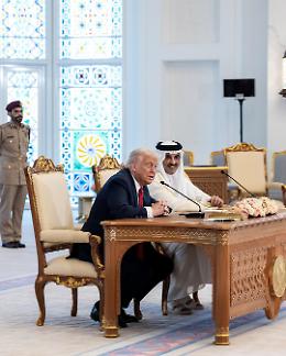 Trump firma il pallone dei Mondiali: a Doha va in scena il calcio della diplomazia