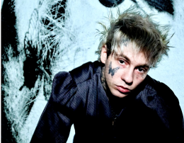 Fenomeno Chiello: dalla trap alla indie senza fare una piega 