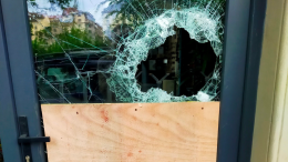 Tre furti in 15 giorni: l'incubo senza fine della libreria L'Ibrida Bottega di Torino