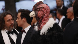 Chi è l'uomo-Condor di Cannes?