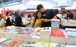 L'ultima corsa per i libri scontati: ecco cosa cercano i lettori 
