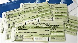 Studente crea 2.600 falsi biglietti aerei e truffa la Regione Sicilia per 86mila euro