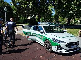 Tentato furto d'auto a Cuneo: cittadino algerino fermato dalla Polizia Locale