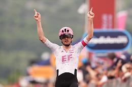 Giro d'Italia: Del Toro sorpassa gli ostacoli in una tappa folle ma la vittoria è di Asgreen