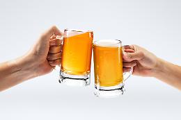 Birre, street food e musica: a Chieri l'estate prende vita con "Bicchieri di Birra"