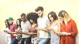 NEET, l’Italia dei giovani dimenticati: tra abbandoni scolastici e assenza di futuro