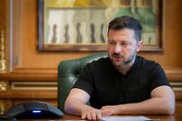 Zelensky a Berlino, faccia a faccia con Merz e Steinmeier