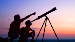Questa sera Luna e Giove si incontrano: a che ora è visibile la congiunzione astrale mozzafiato
