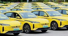 In Cina le auto elettriche “fanno il pieno” in 100 secondi, rendendo le torrette obsolete