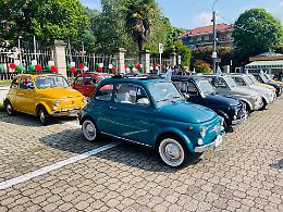 Rombano i Cinquini con il raduno Fiat 500 a Sant'Antonino