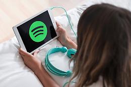La musica italiana spopola all'estero: metà dei guadagni Spotify arriva da fuori Italia