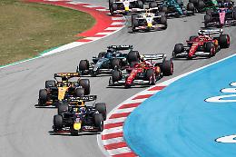 Trionfo McLaren a Montmelò: Piastri vince davanti a Norris, terzo Leclerc su Ferrari