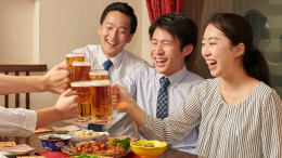 Nomikai, il rito giapponese dopo lavoro per rafforzare il team building: ecco di cosa si tratta