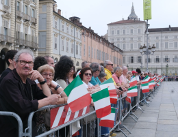 Torino si veste di tricolore: emozioni e onori in piazza Castello per la Festa della Repubblica