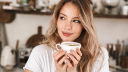 Un alleato quotidiano per le donne: ecco come il caffè migliora la qualità della vita e la longevità