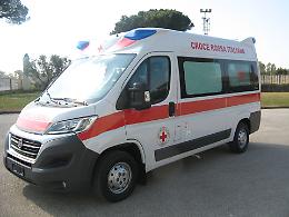 Scontro frontale sulla provinciale: uomo di 39 anni in codice rosso